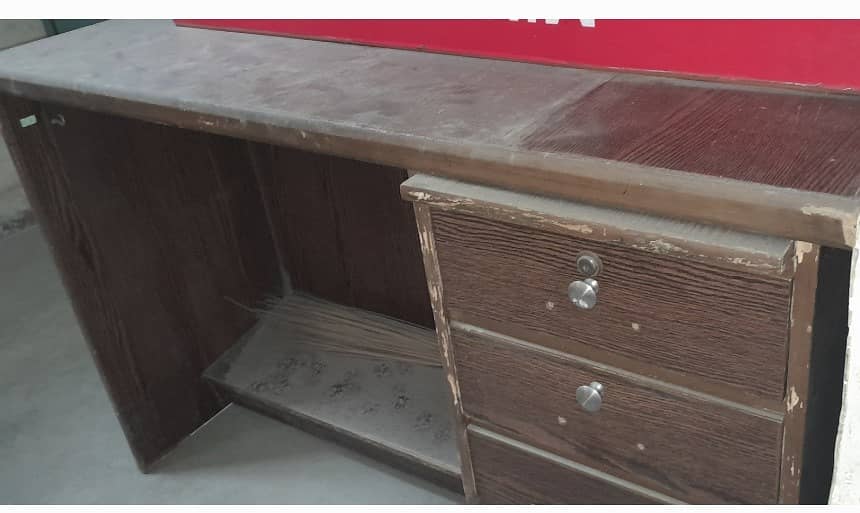 Office & Shop Furniture for Sale 8