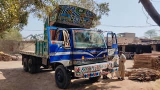 Hino Truck AK Engine 10 Wheeler Phatta Body