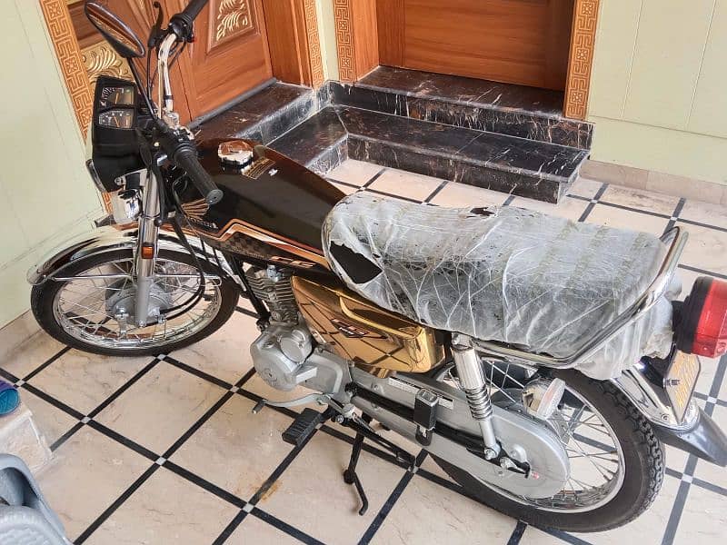 Honda CG 125 Gold Edition Self. 1