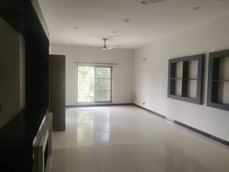 8 Marla Upper Portion Available For Rent In Umer Block, Bahria Town Lahore 0