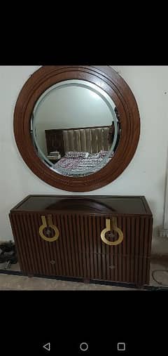 dressing table