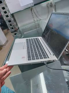 HP Elitebook G7. 0