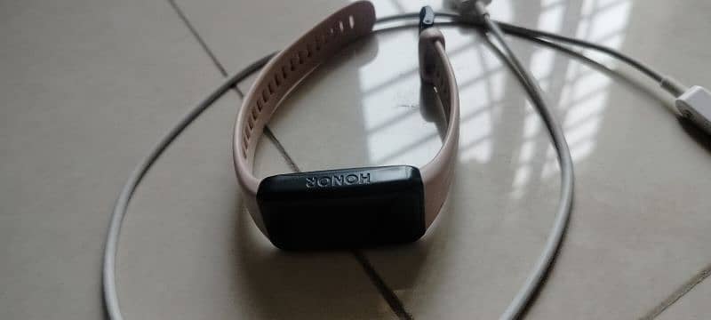 Honor band 6 serious buyers contact only 5