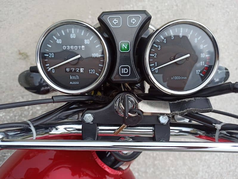 Suzuki GS 150 se brand new read the details below. 2