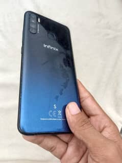 Used hai Infinix smart 5 6/128 memory 0