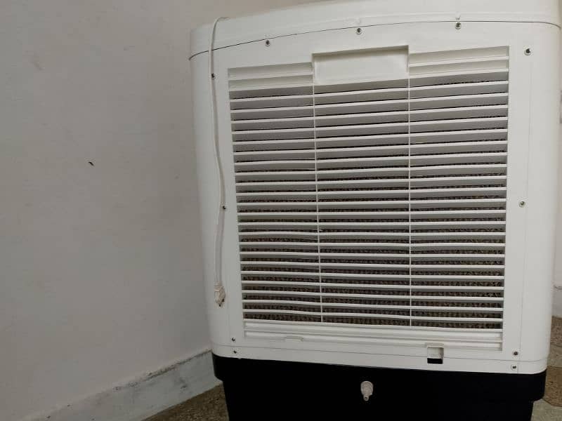 Air cooler (ECM-6500 Plus) 4