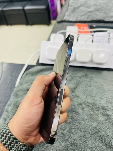 iPhone 12 Pro Max 512GB 1