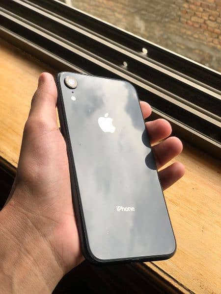 IPHONE XR 128 1