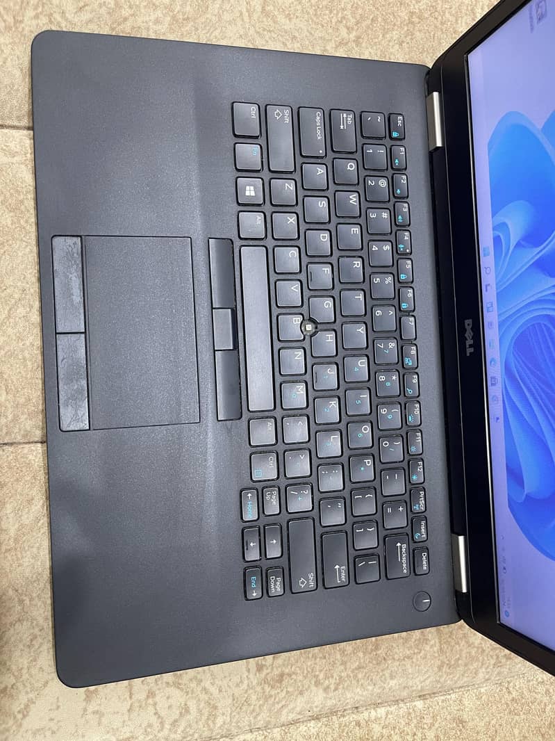 Dell Latitude E7470 Core i5 6th Generation Awesome Slim laptop 1