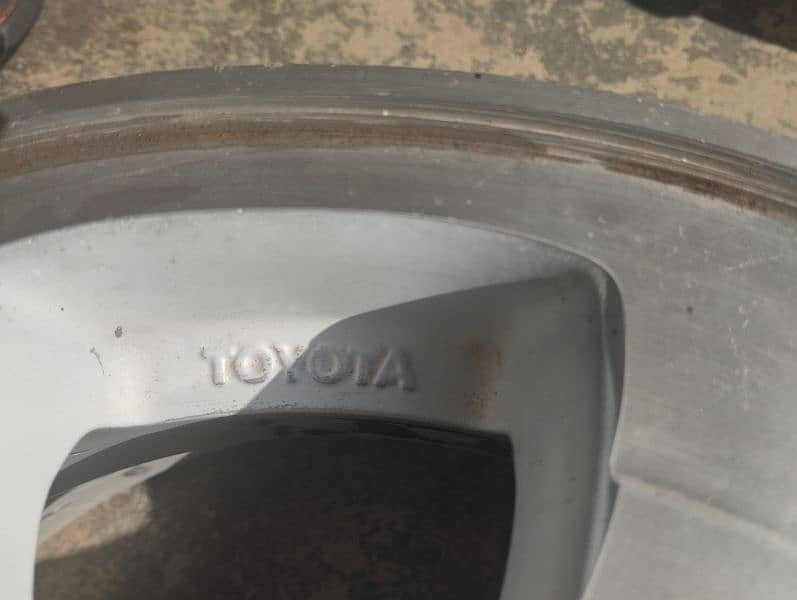 Japanese Toyota Rim new condition 5