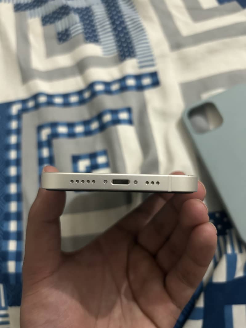 IPhone 12 jv 64 gb white colour. 1