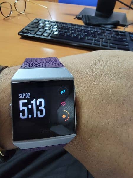 Fitbit Ionic Smartwatch 6