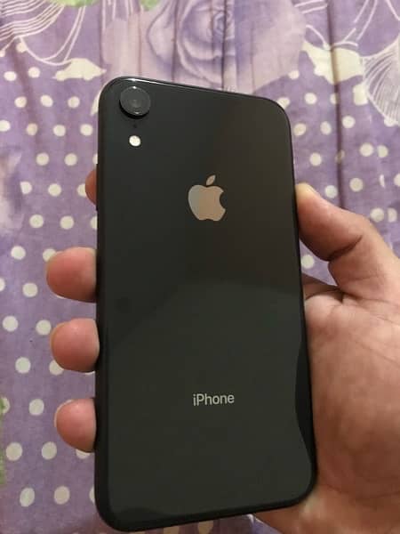 iPhone XR with box and charger 1