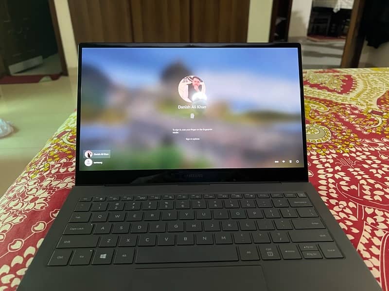 Samsung Galaxy Book S 9