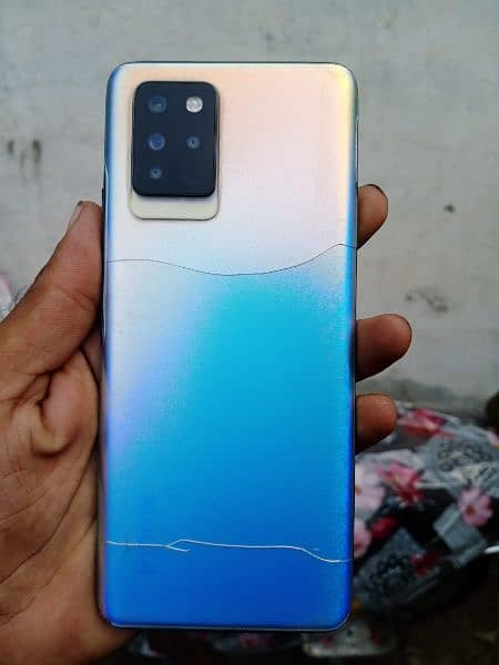 Infinix not 10 pro. 6