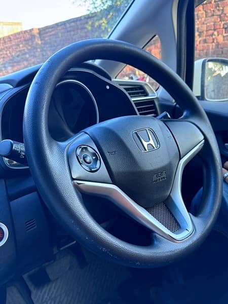 Honda Fit 2015 F package 1