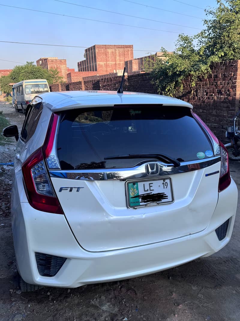 Honda Fit 2015 F package 3