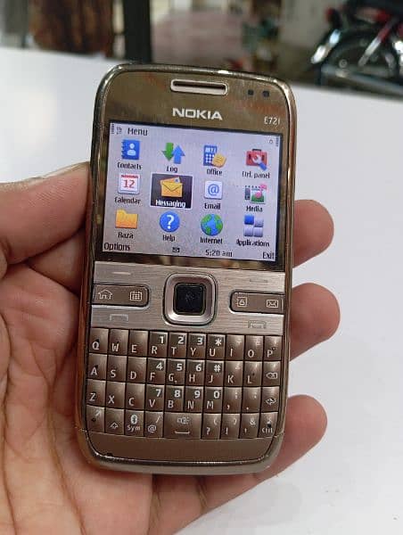 Nokia e72 symbian old is gold 0