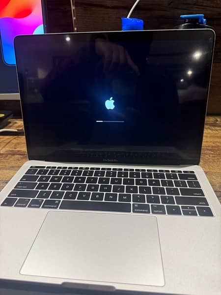 MACBOOK PRO (2016_13 INCH) Innovative Design with Enhanced Performance 7