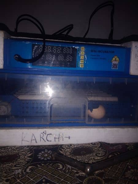 incubter for sale AC\DC 25eggs all ok koe masla nhi hy loc Karachi 1