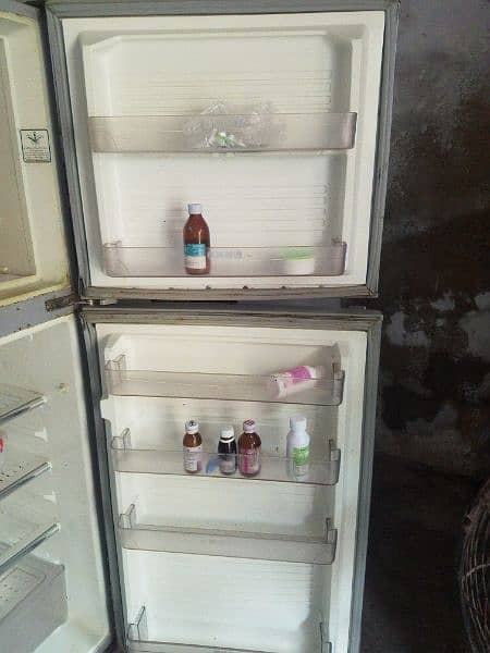 dawlance fridge 1