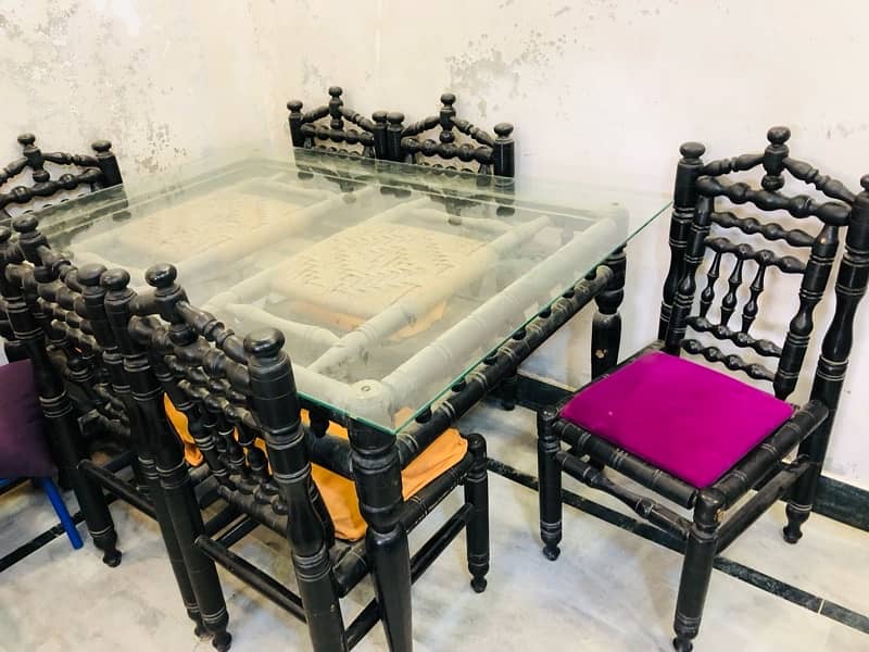 antique dining table with 6 chairs 0