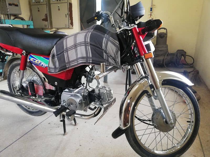 HONDA CD70 15