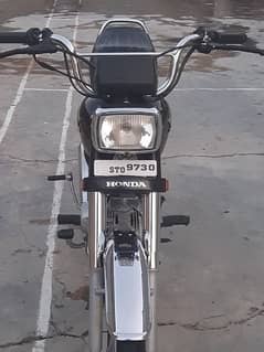 Honda70 Model 19.20 Black