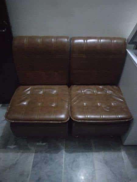 leather sofa 2