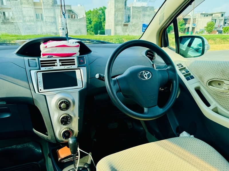 Toyota Vitz 7/12 for sale 2