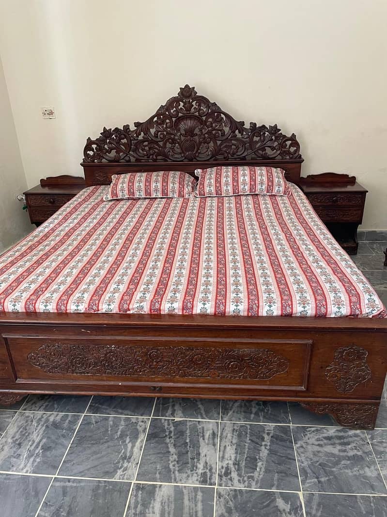 Original chinniot wood bed set with mattress 0