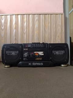 Sharp WQ-T351 Boom box