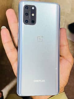 One Plus 8t  1+  12/256