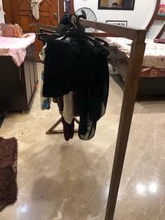 clothes hanging stand