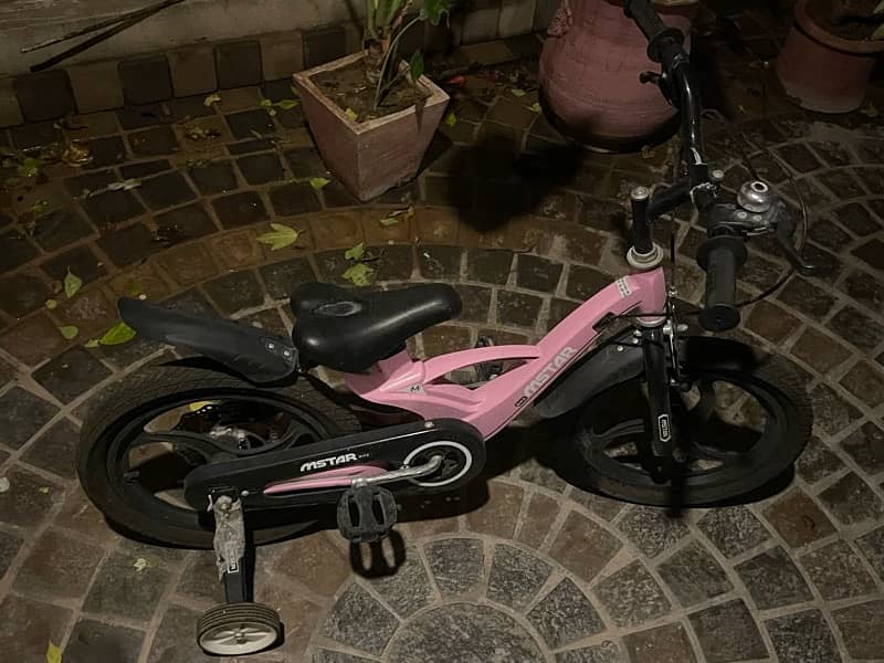 selling pink childrens bicycle in perfect unused condition 5