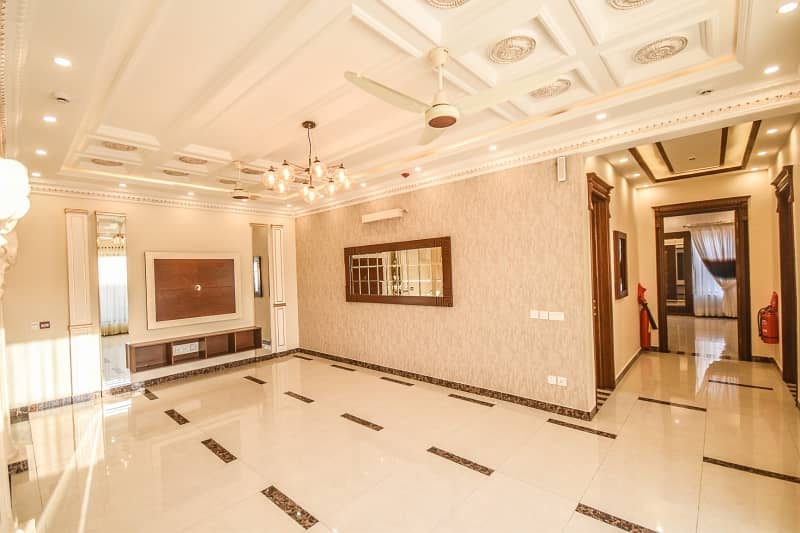 (100% ORIGINAL AD) 1 KANAL HOUSE FOR SALE IN DHA PHASE 6 BLOCK L 15