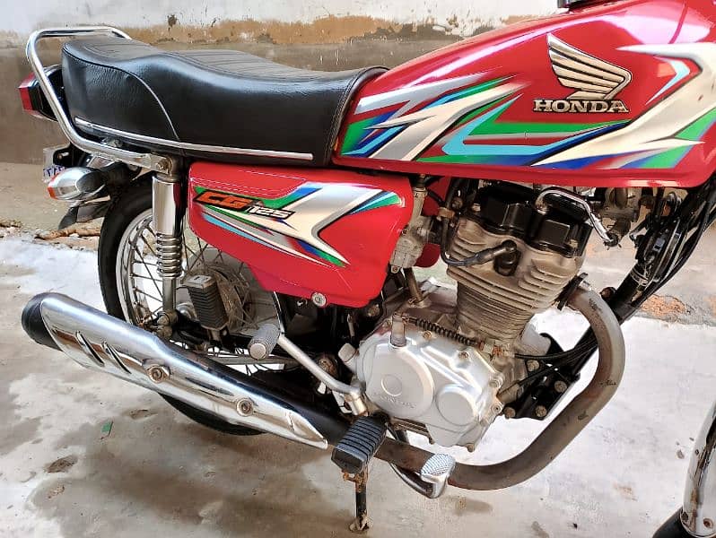 Honda CG 125 2023 3