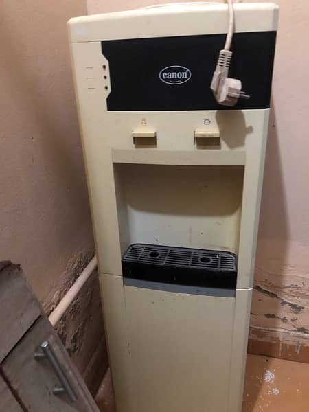 Water Dispenser  by Canon company 1