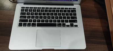 MacBook Air Modal A1466