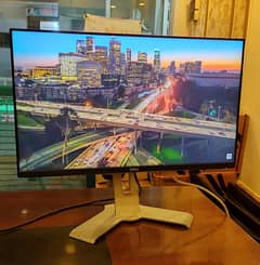 Dell 24" inch Bezelless LCD Monitor for Sale