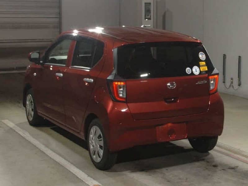 Daihatsu Mira 2021 3