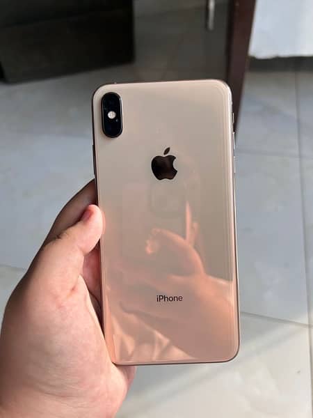 iphone xs max 1