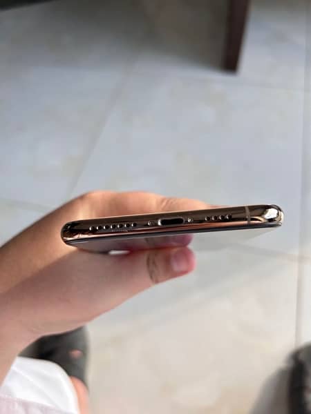 iphone xs max 3