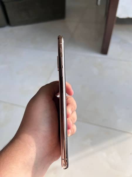 iphone xs max 2