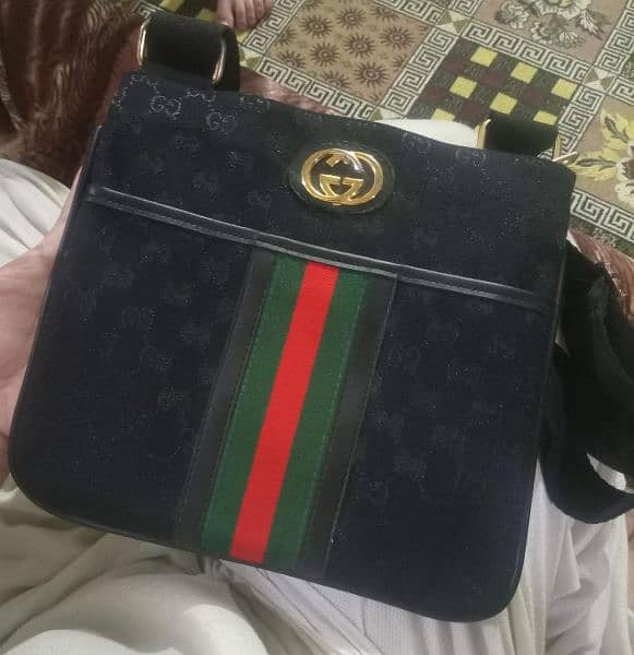 original Gucci brand sholder bag 9