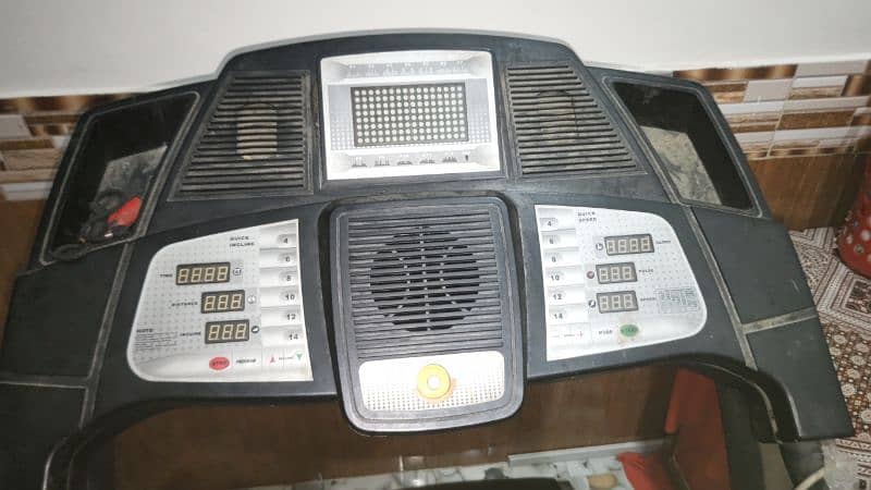 big size treadmills working 100% fine 10