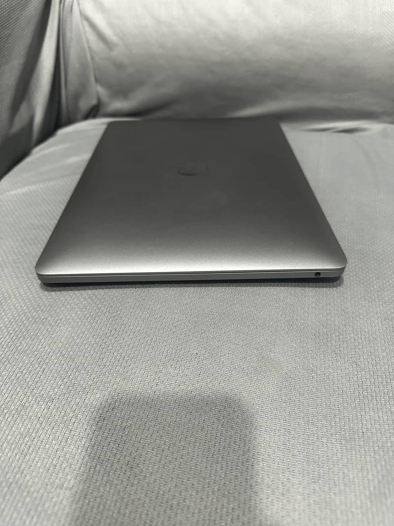 Macbook pro m1 Touchbar 16GB Ram 256GB SSD 10