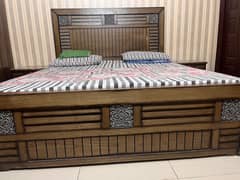 King Size Wooden Bed Without Mattress