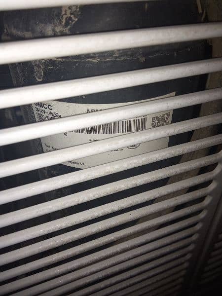 good condition window ac 3