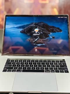 Macbook Pro 2017 16/256